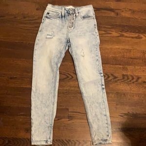 KanKan acid wash skinny jeans size 24